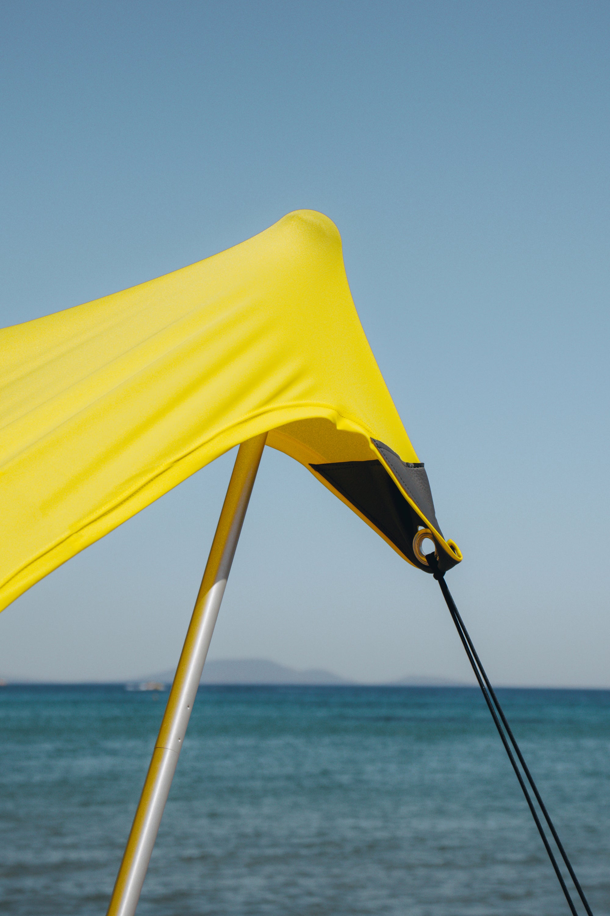AETHER EXPLORER 2X2 Sunny Yellow Beach Tent